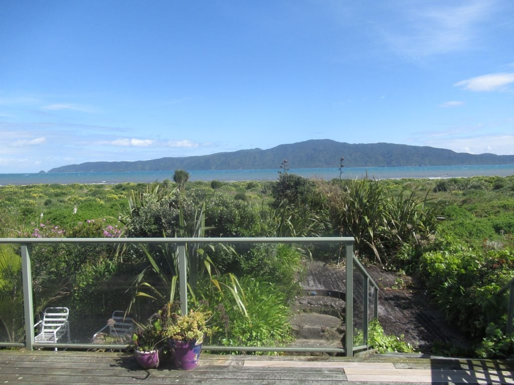93 Manly Street, Paraparaumu Beach, Paraparaumu - Carousel 2