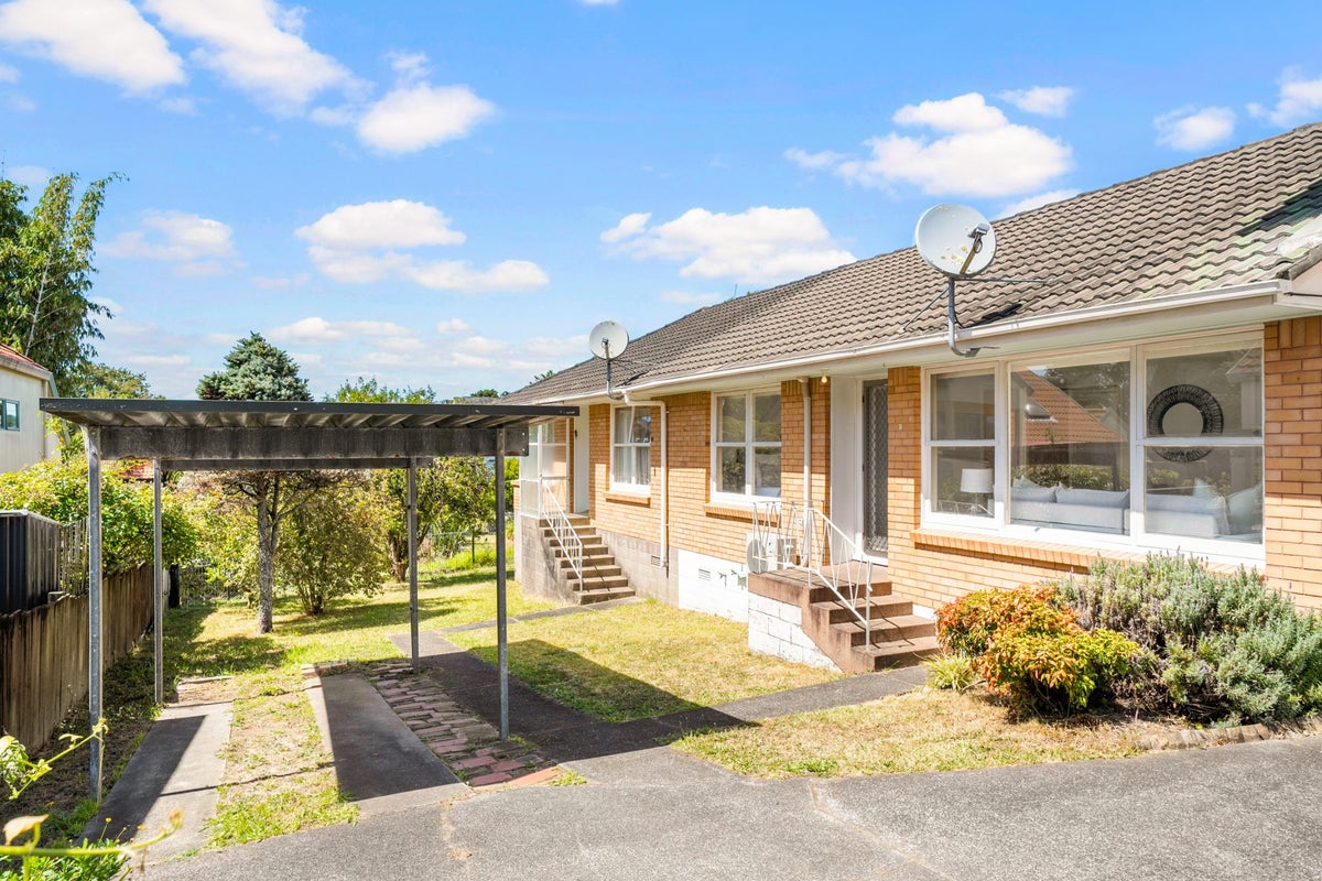 4/70 Nile Road, Milford, Auckland - Carousel 1