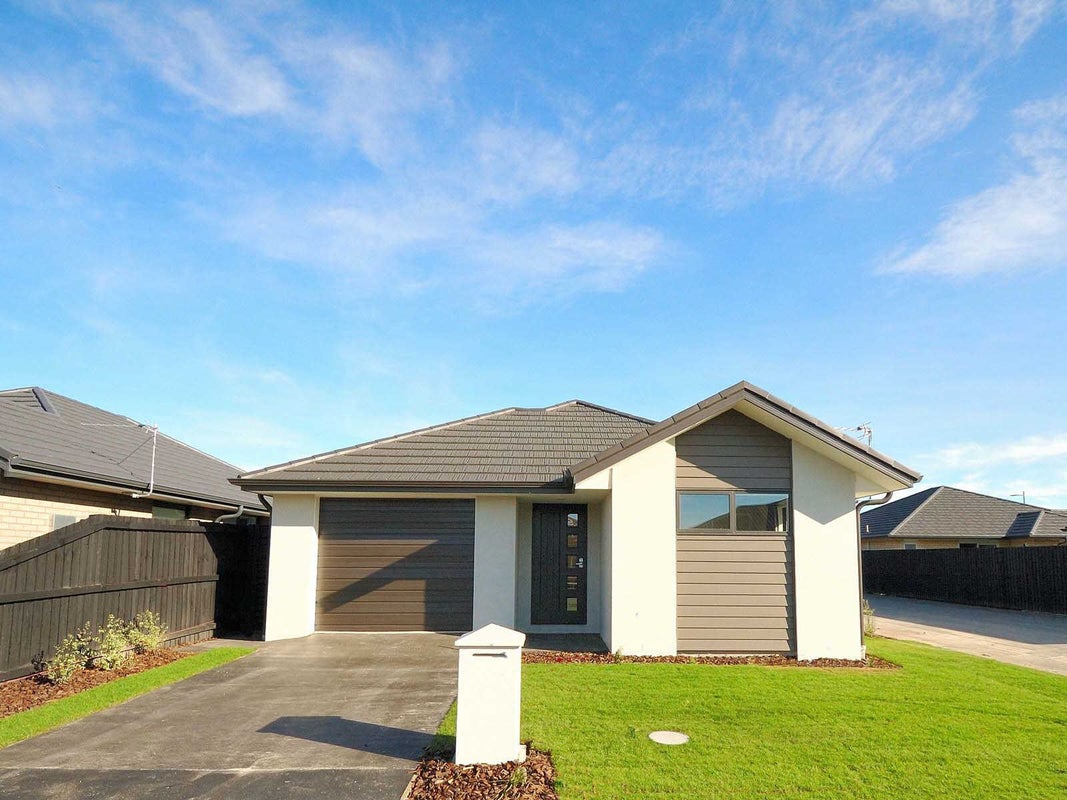 35 Limbrick Crescent, Wigram, Christchurch - Carousel 2