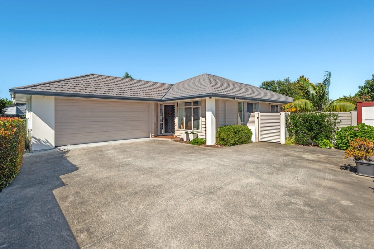 36 Emily Street, Riverdale, Gisborne - Carousel 1