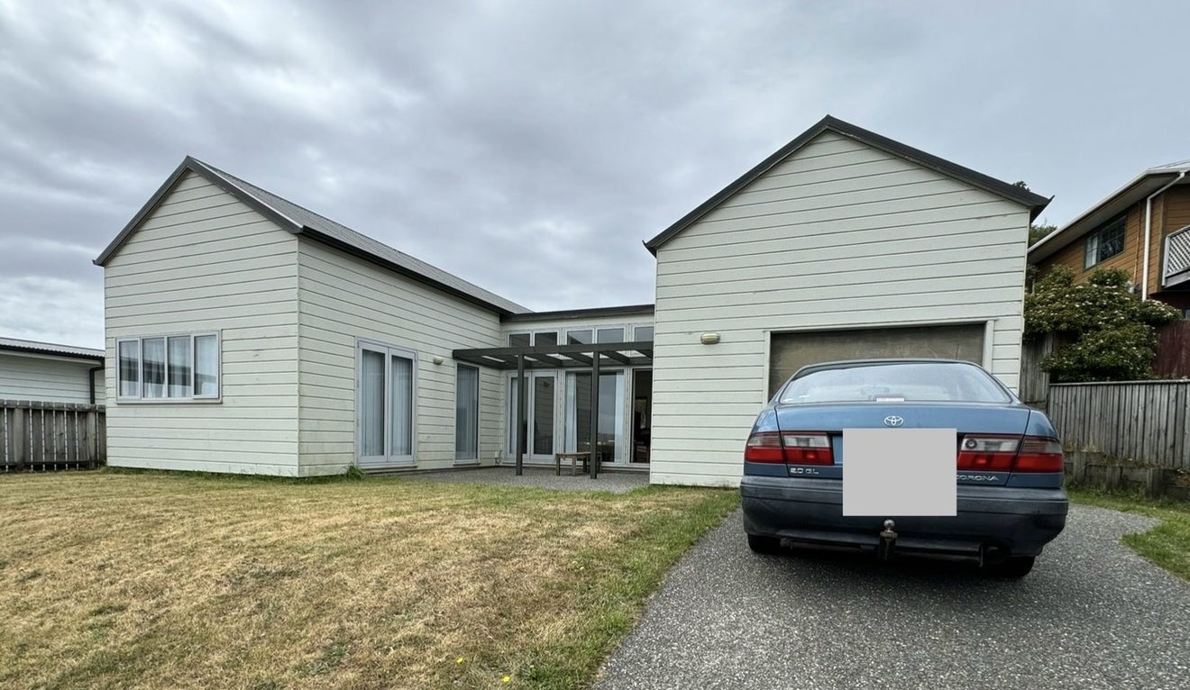 36 Woodridge Drive, Woodridge, Wellington - Carousel 1