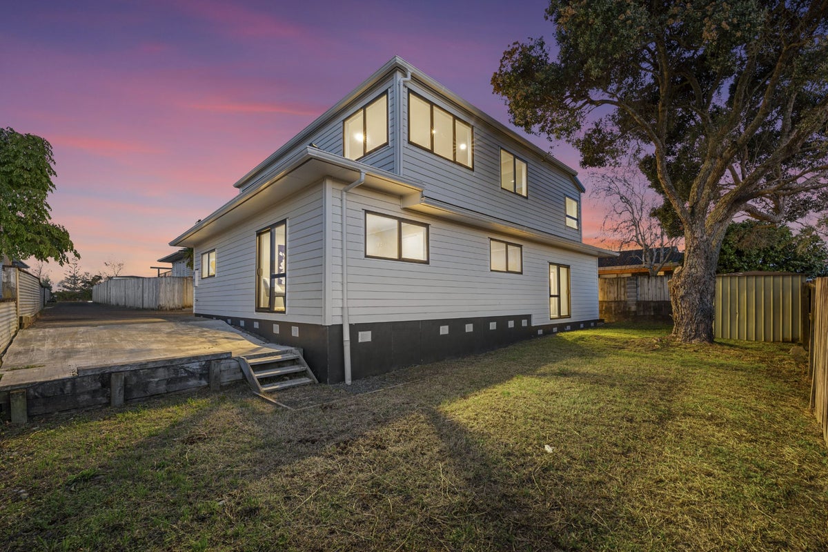 4190A Great North Road, Glendene, Auckland - Carousel 2
