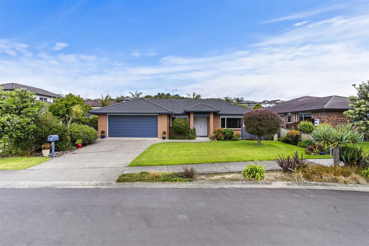 26 Chesterfield Way, Orewa, Orewa - Carousel 20