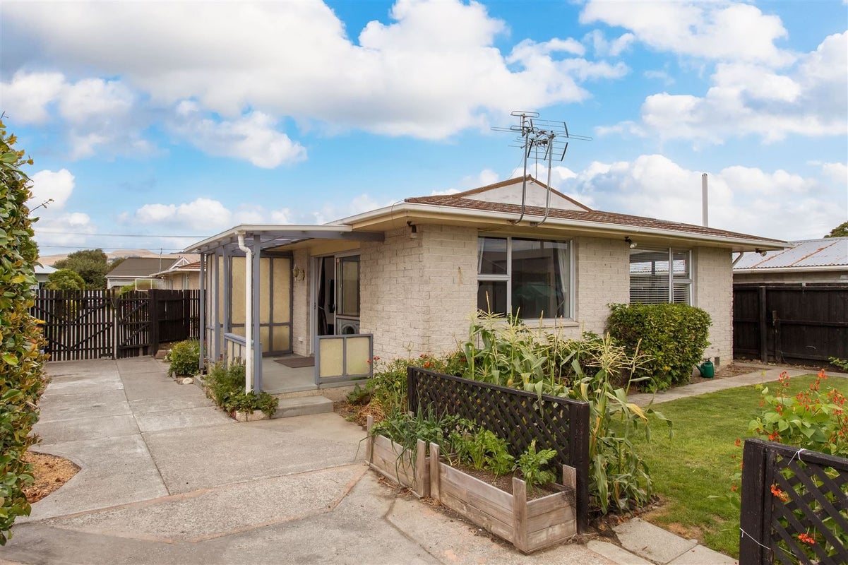 45 Redruth Avenue, Spreydon, Christchurch - Carousel 1