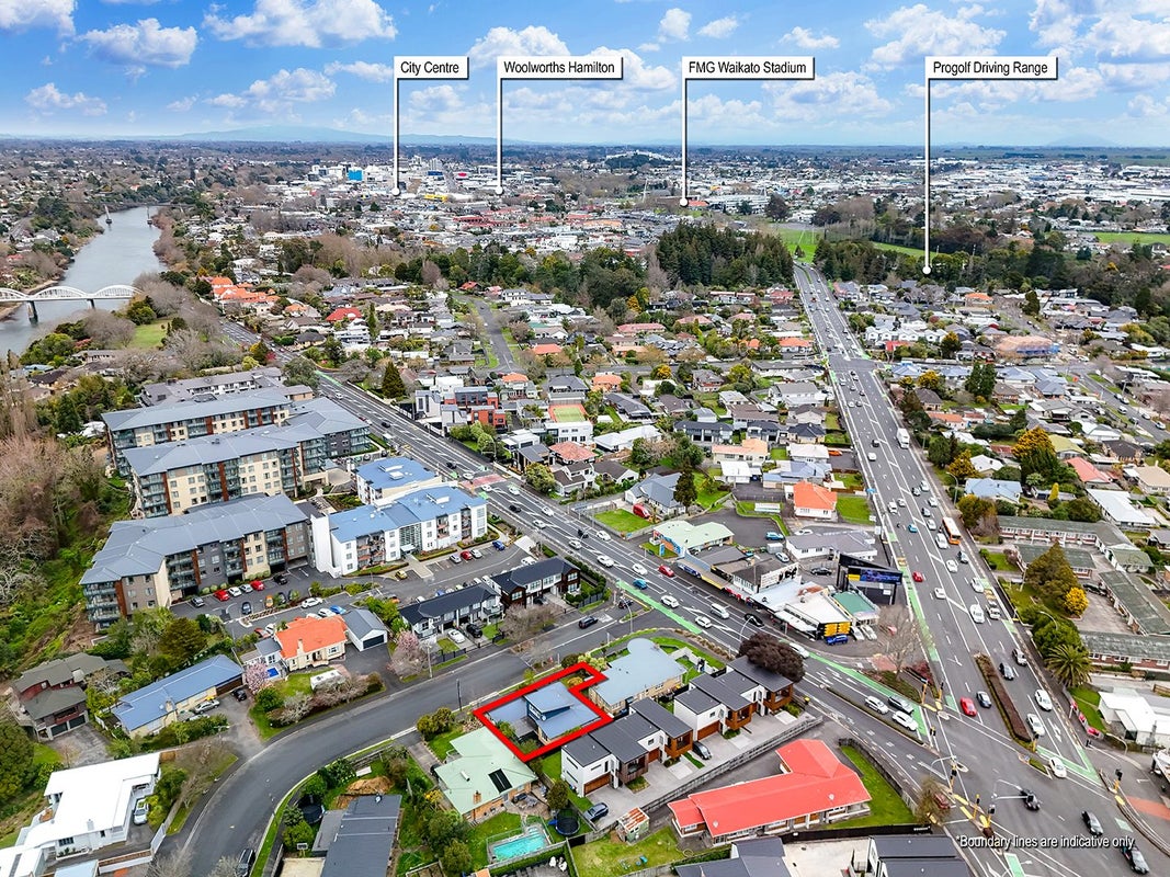 1 Macdiarmid Road, Beerescourt, Hamilton, Waikato - Carousel 22