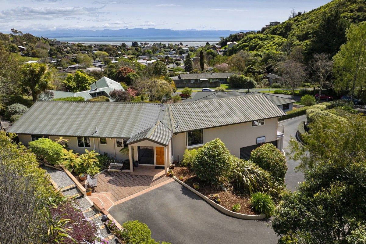 6 Strathaven Place, Atawhai, Nelson - Carousel 2