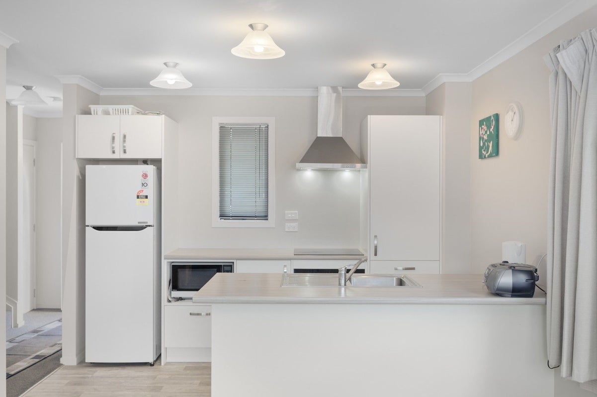 7/188 Ulster Street, Whitiora, Hamilton - Carousel 2