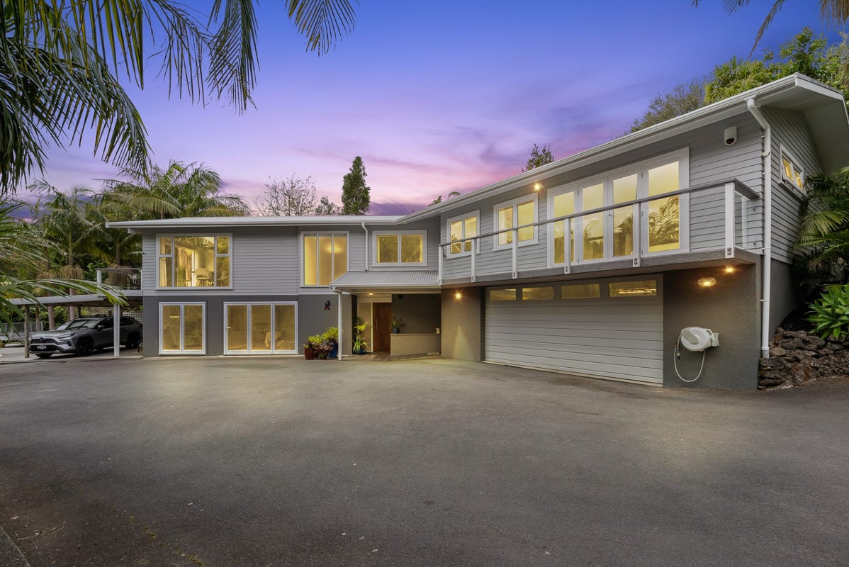 1 Tahuna Place, Onerahi, Whangarei - Carousel 1