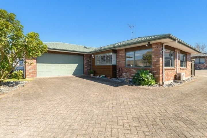 204 Fourteenth Avenue, Tauranga South, Tauranga - Carousel 1