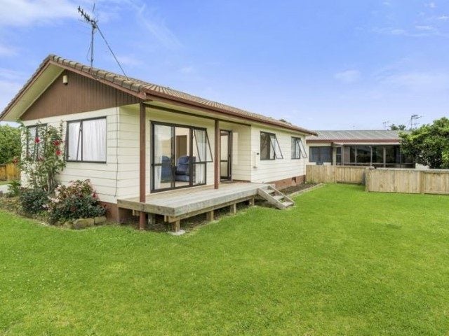 154 Windermere Drive, Poike, Tauranga - Carousel 1