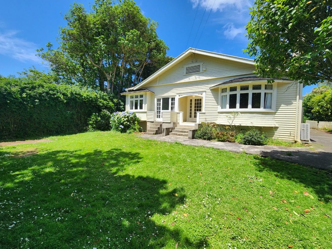 86 Wheturangi Road, Greenlane, Auckland - Carousel 1