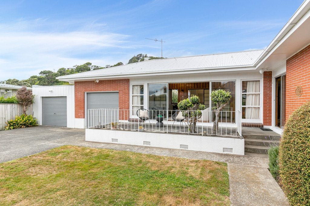 10A Argentine Avenue, Miramar, Wellington - Carousel 2