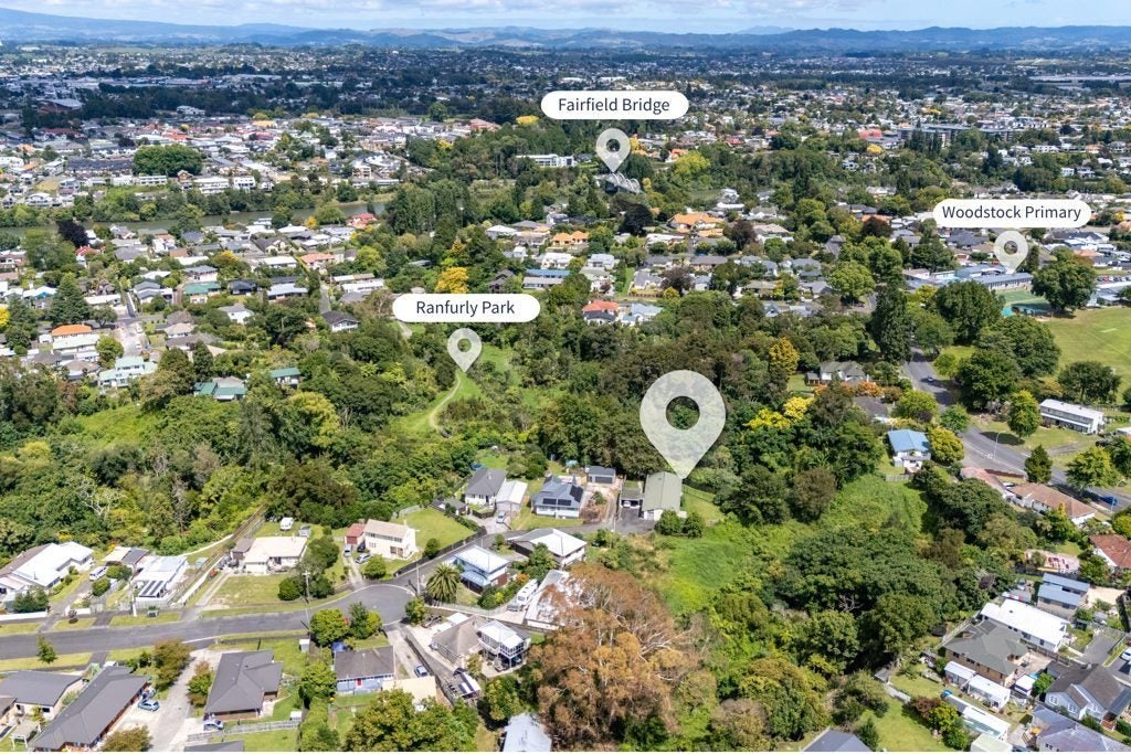 27 Balloch St, Fairfield, Hamilton, Waikato - Carousel 22