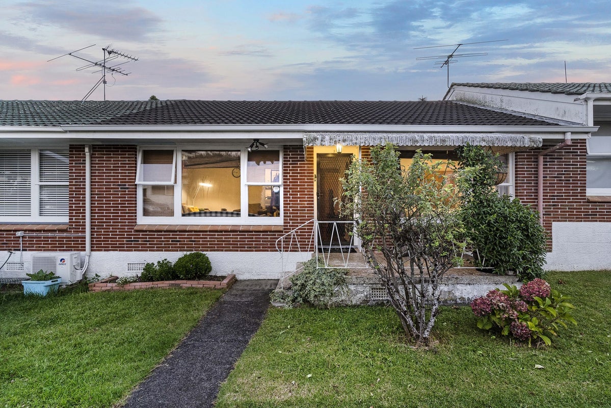3/28 Turama Road, Royal Oak, Auckland - Carousel 1