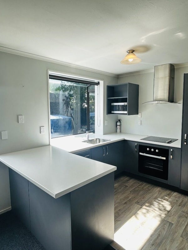 2/42 Wychbury Street, Spreydon, Christchurch - Carousel 1