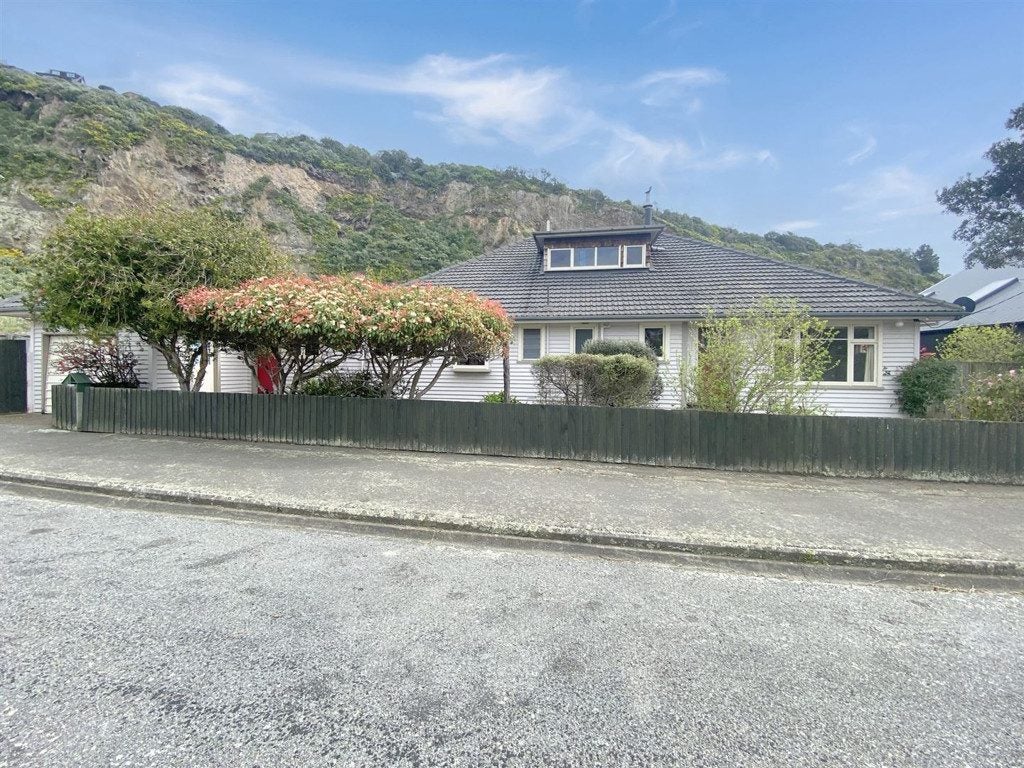 44 Stoke Street, Sumner, Christchurch - Carousel 2