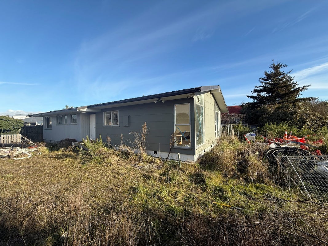 212 Wainoni Road, Avondale, Christchurch - Carousel 1