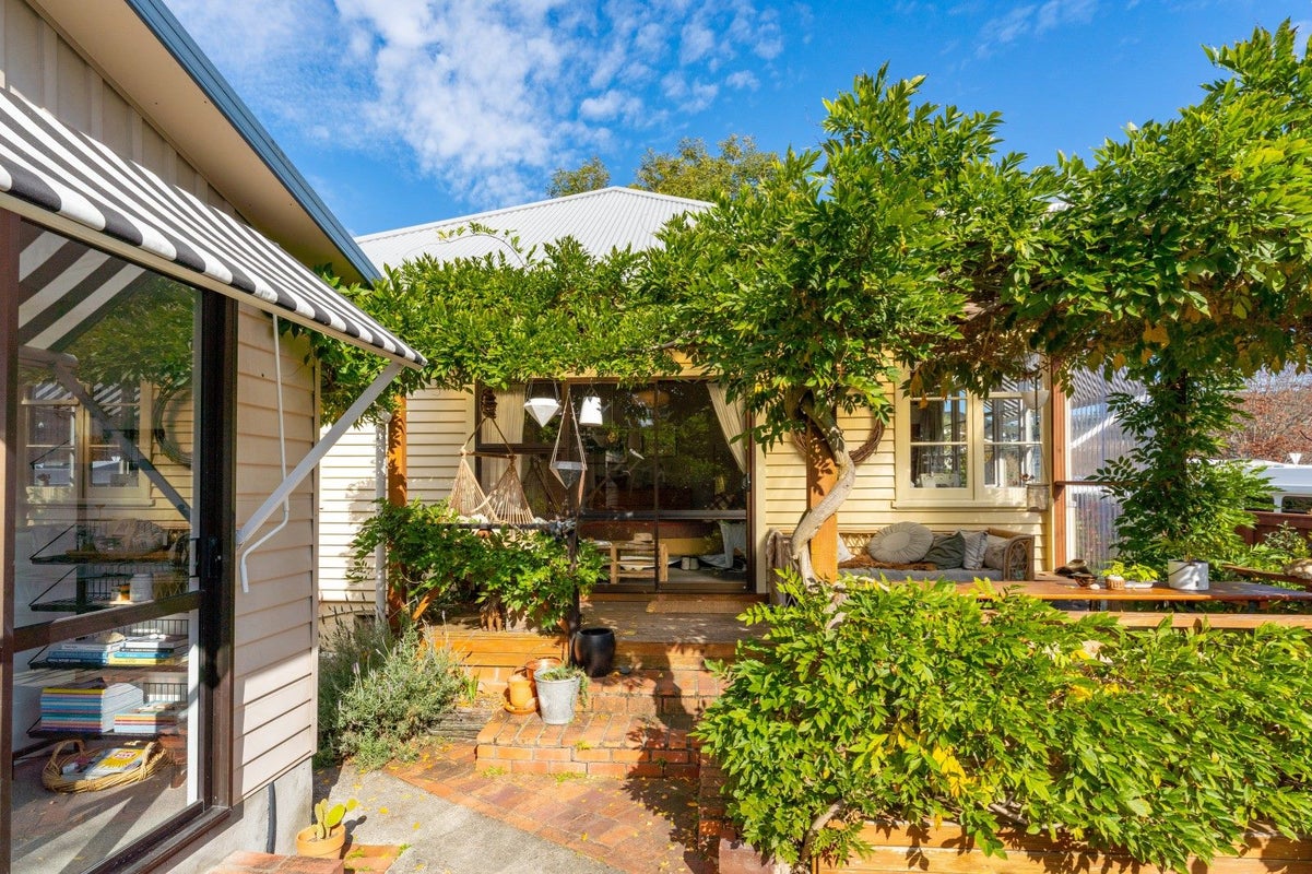 33 Franklyn Street, Nelson South, Nelson - Carousel 2