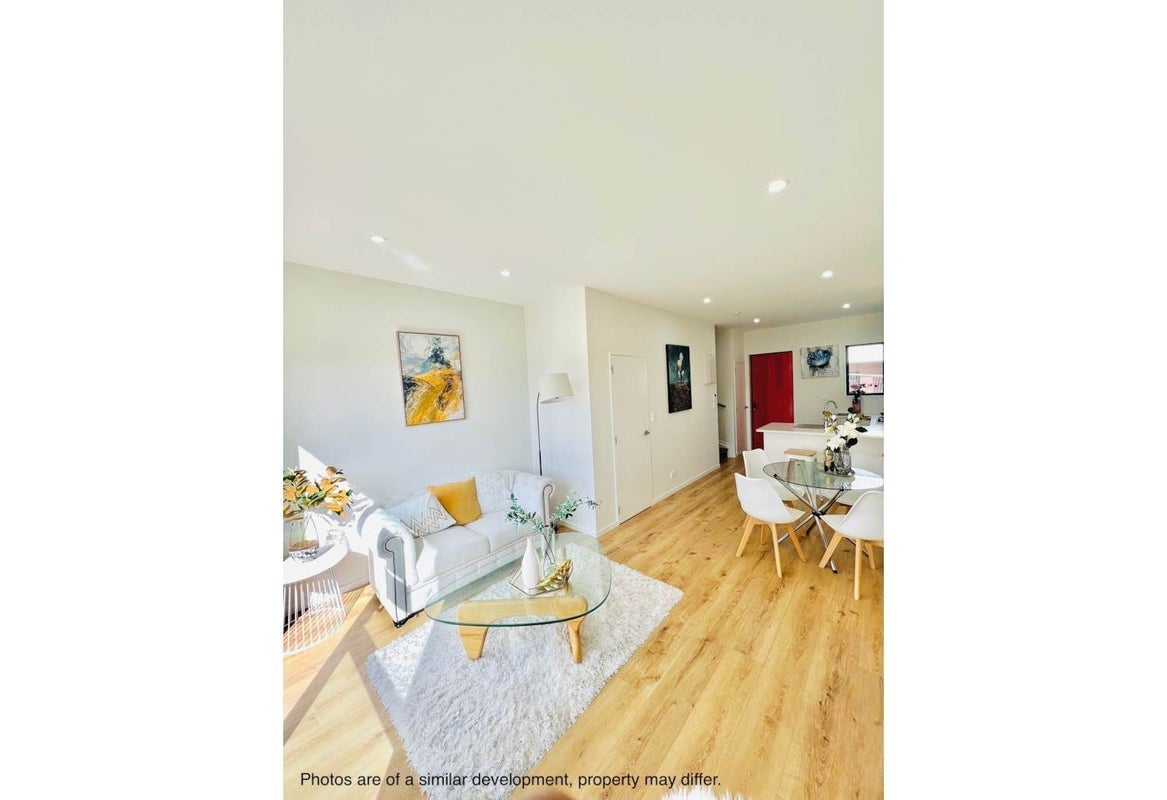 9 Creekside Way, Flat Bush, Auckland - Carousel 2