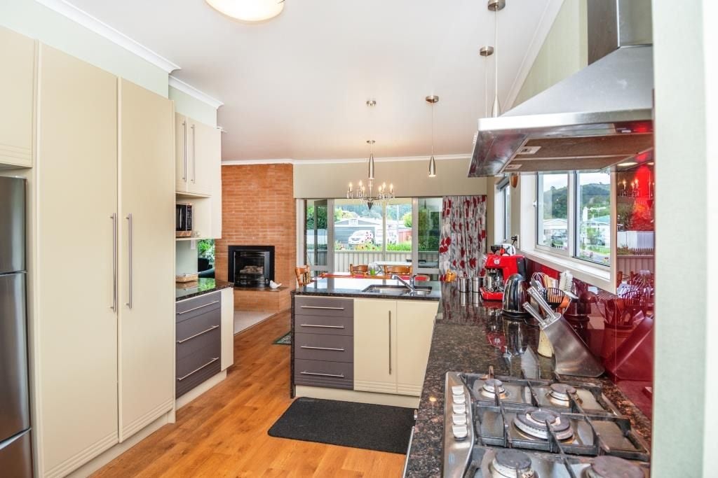 62 Gordon Street, Mangapapa, Gisborne - Carousel 2
