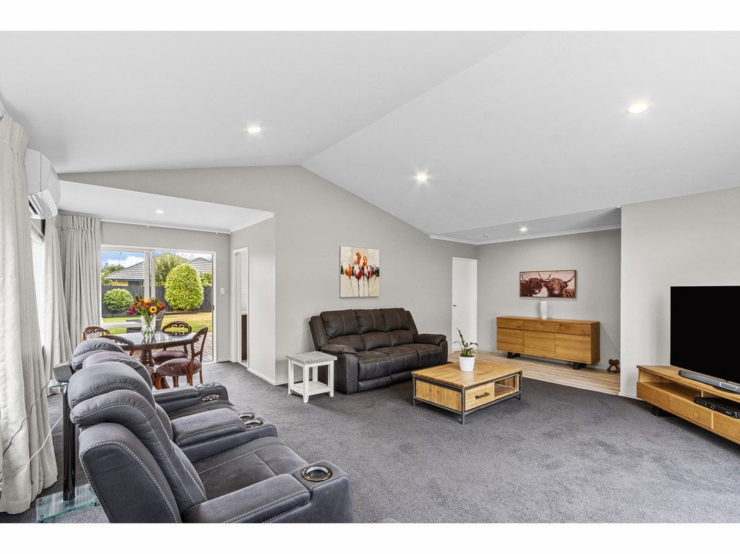 19 Saint Judes Lane, Woolston, Christchurch - Carousel 1