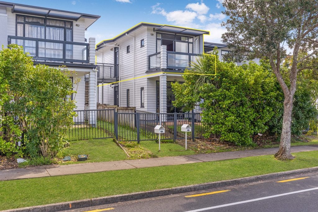 71A/2 Armoy Drive, East Tamaki, Auckland - Carousel 1