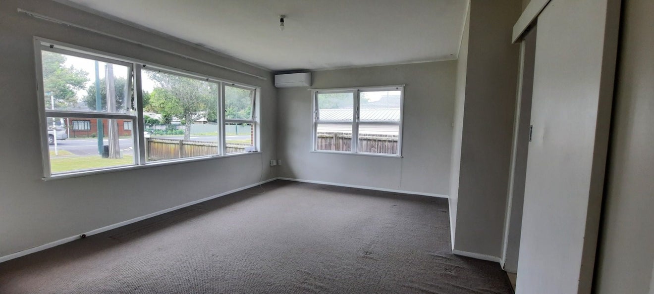 1/468 Swanson Road, Ranui, Auckland - Carousel 2