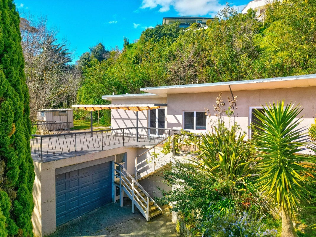 12 Taylor Street, Durie Hill, Whanganui - Carousel 1