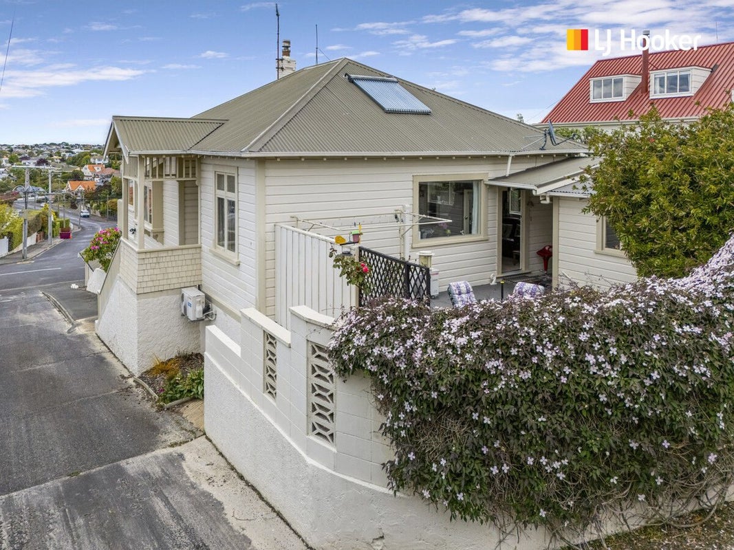 52 Preston Crescent, Belleknowes, Dunedin - Carousel 1