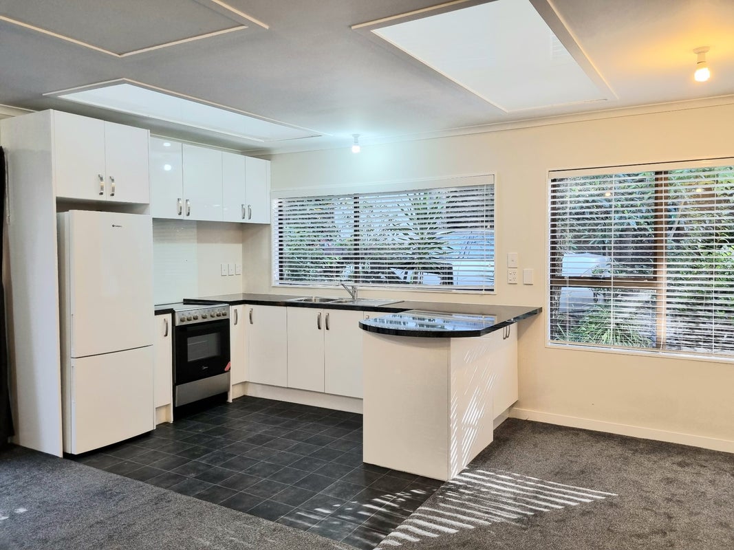 49 Rewa Road, Maraetai, Auckland - Carousel 2