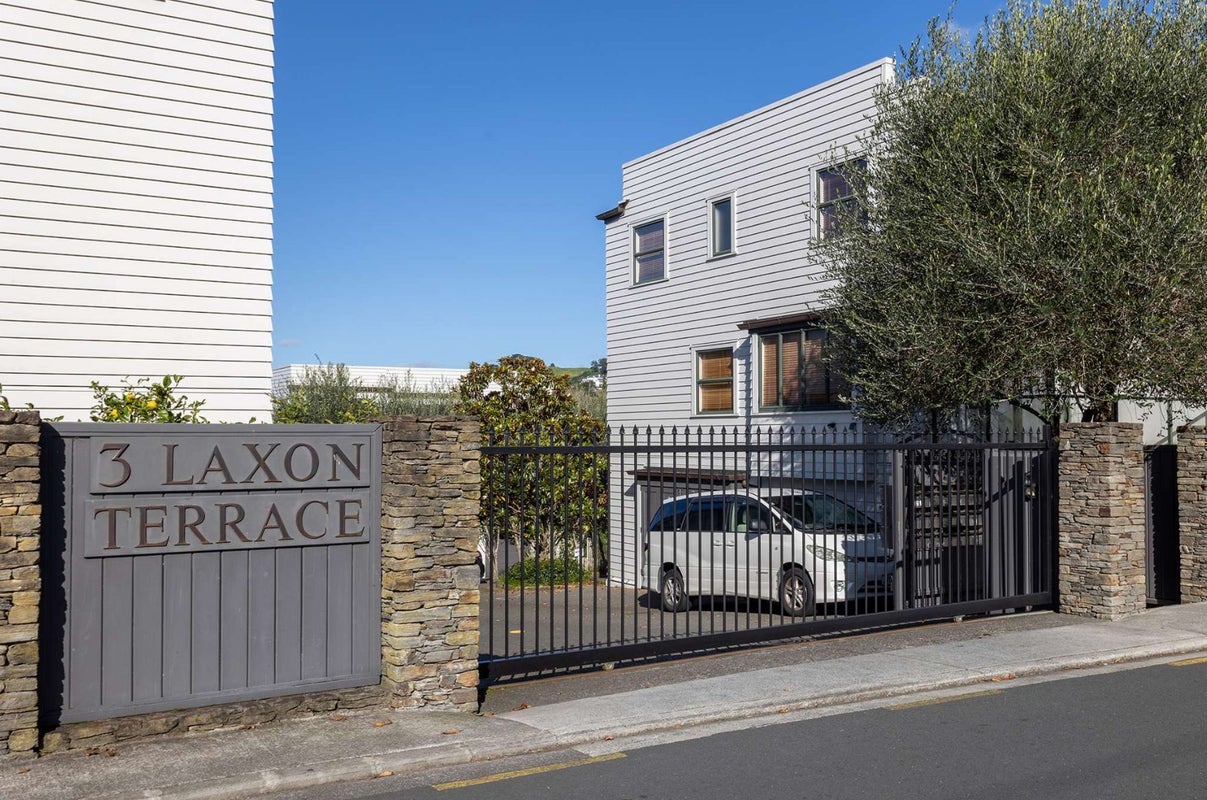 3R Laxon Terrace, Remuera, Auckland - Carousel 12