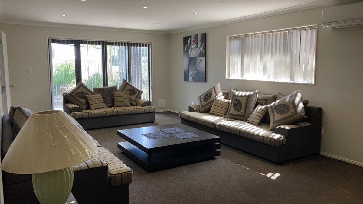 5 Dawood Place, The Gardens, Auckland - Carousel 2