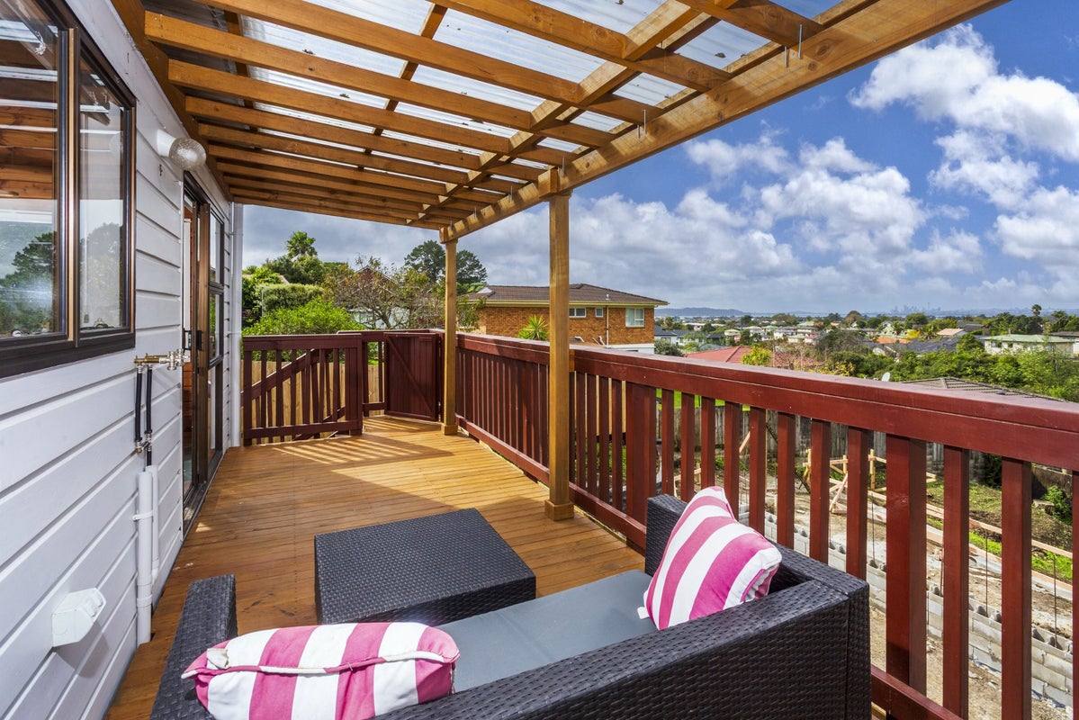 10 Mescal Street, Massey, Auckland - Carousel 11