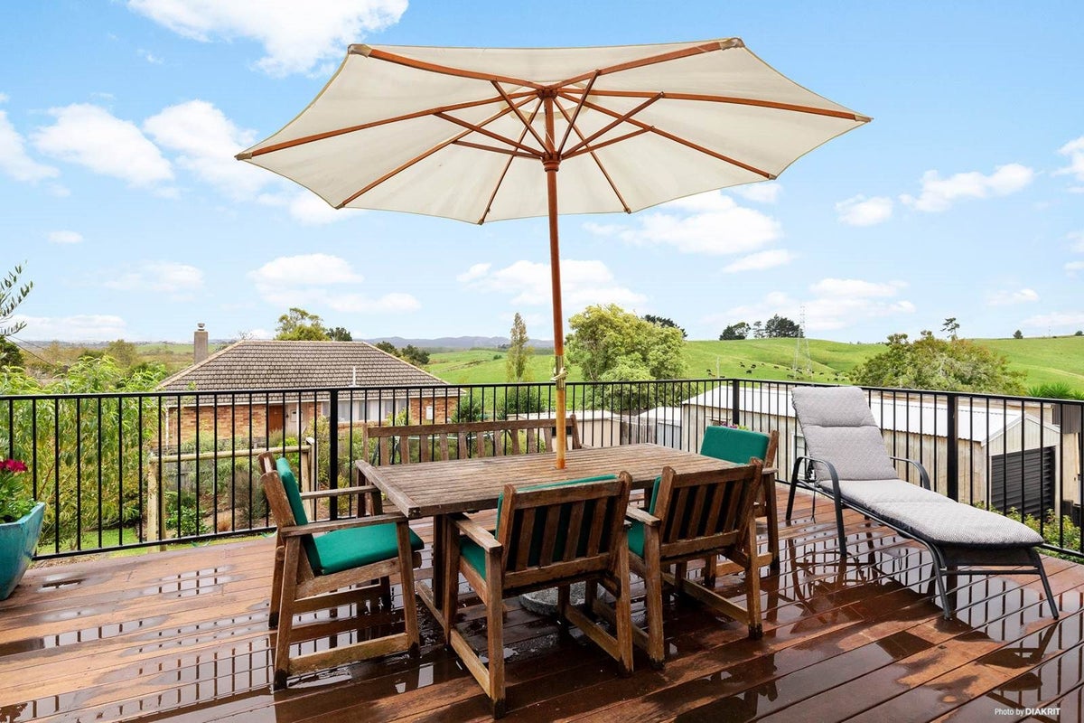 14 Emere Place, Meremere - Carousel 2