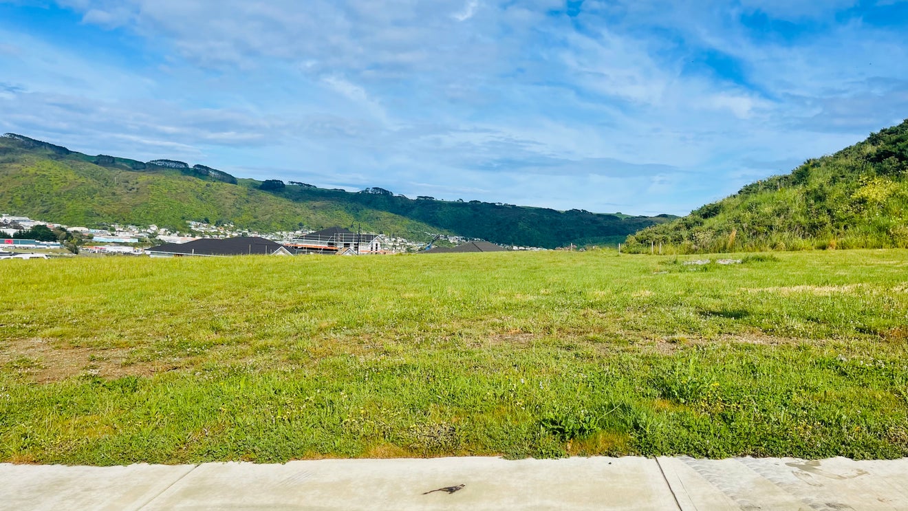 191 John Burke Drive, Aotea, Porirua - Carousel 10