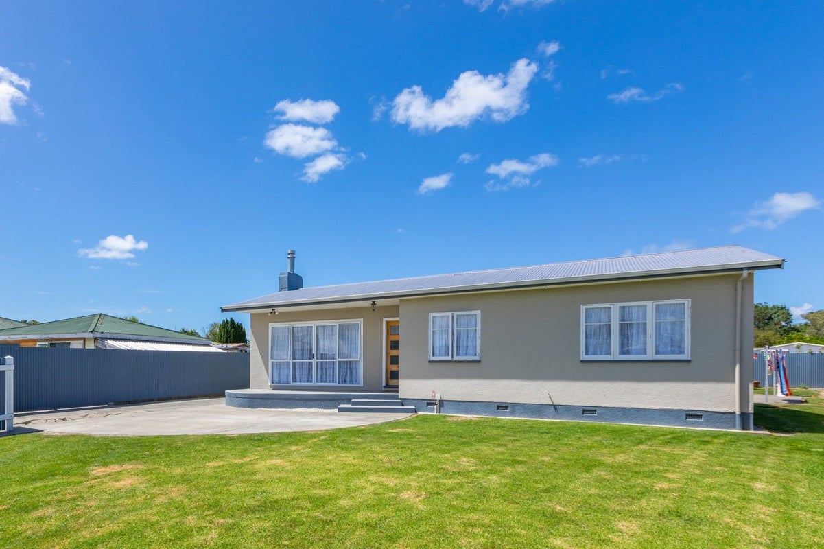 3 Kelvin Road, Maraenui, Napier - Carousel 2