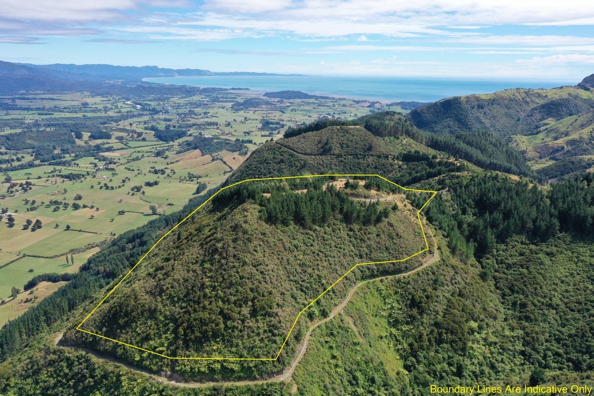 574 Rameka Creek road, Central Takaka, Takaka - Carousel 1