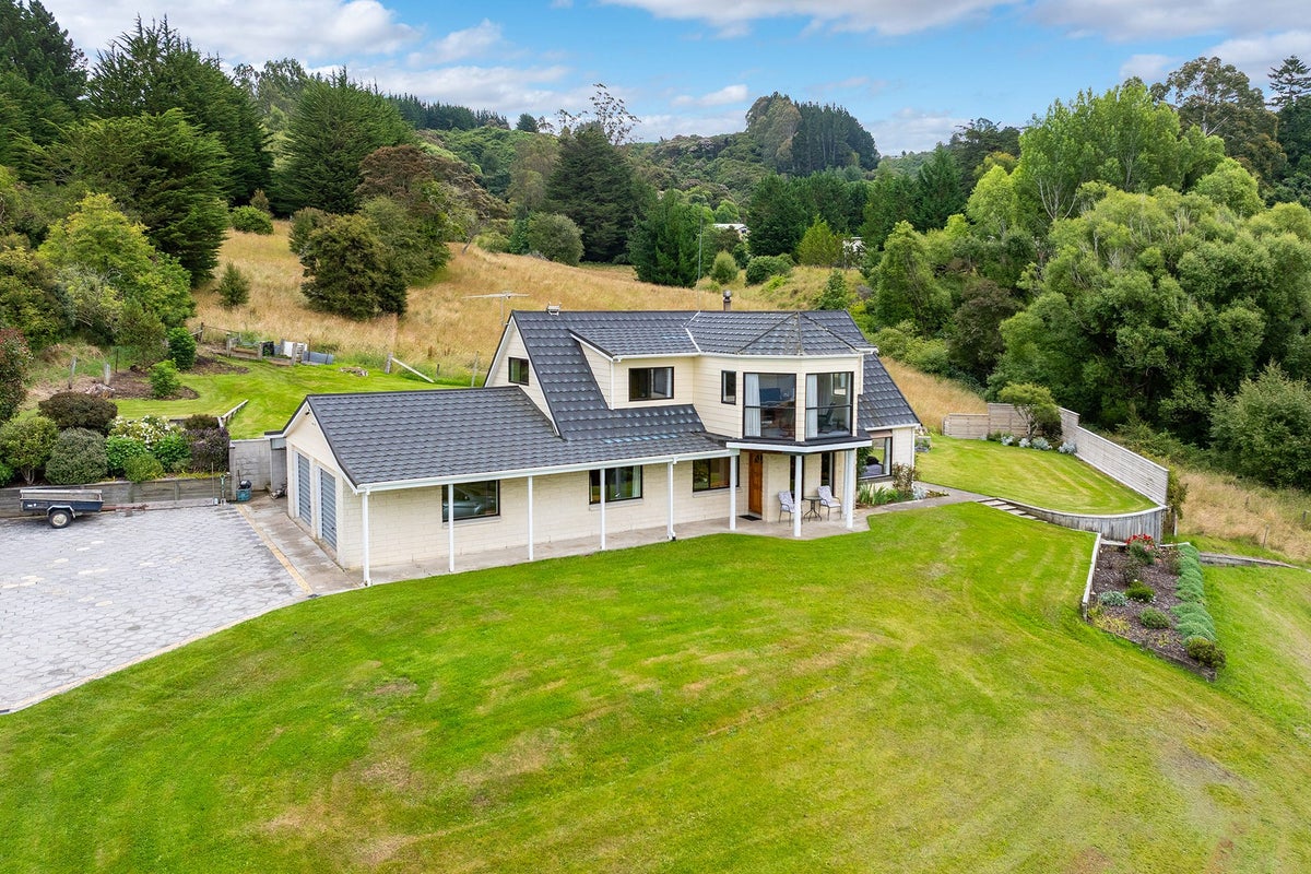 41 Glenelg Street, Bradford, Dunedin - Carousel 1