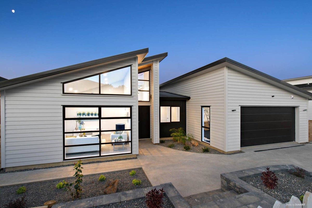 19 Paikea Street, Albany Heights, Auckland - Carousel 2
