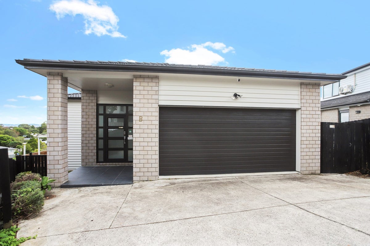 203B Don Buck Road, Massey, Auckland - Carousel 1