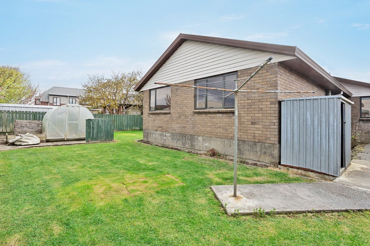 696 Queens Drive, Waikiwi, Invercargill - Carousel 22