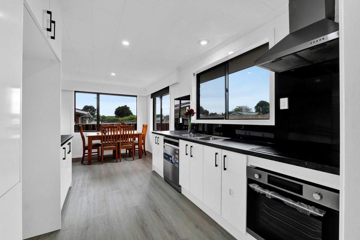 19B Gardenia Avenue, Bell Block, New Plymouth - Carousel 1