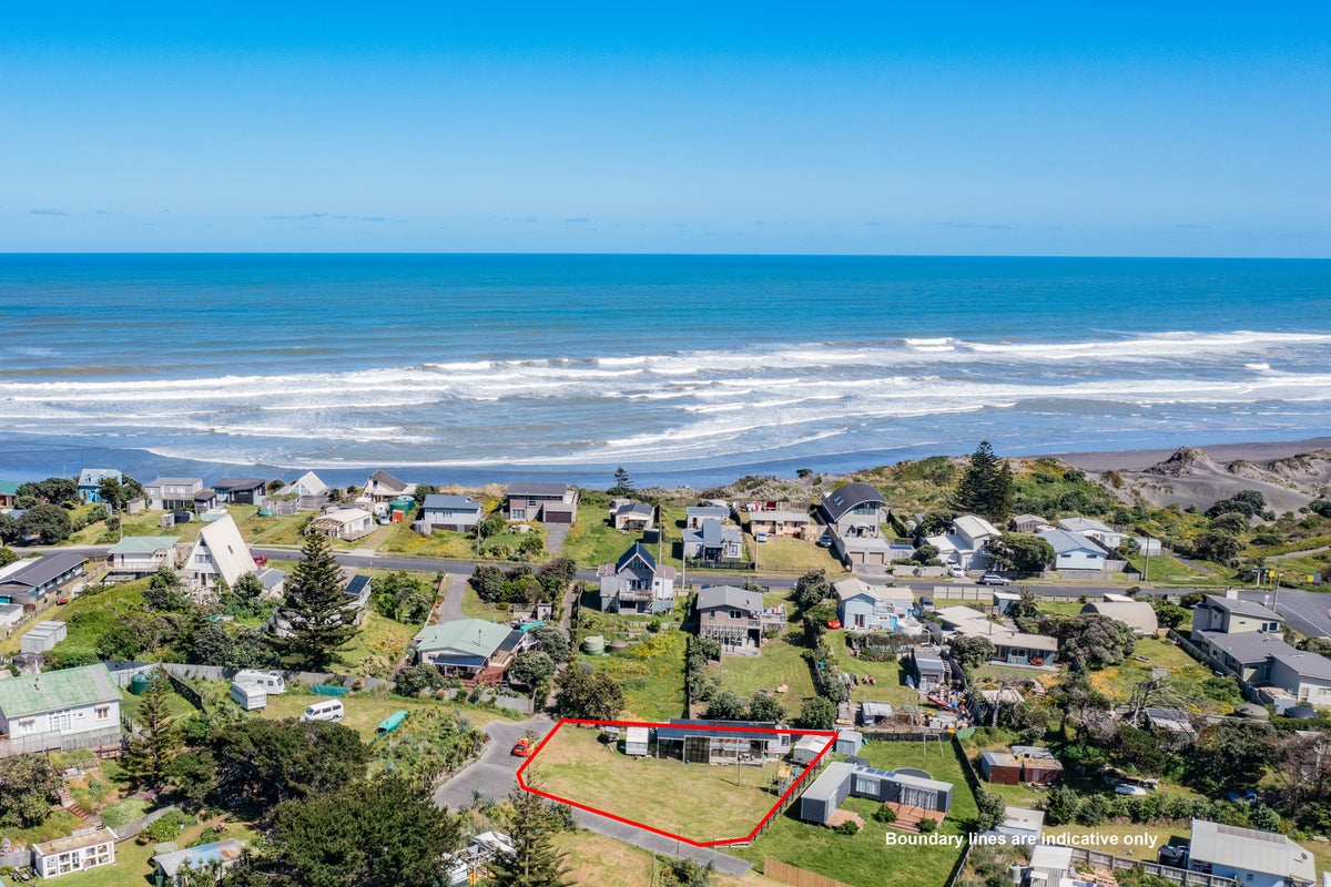 11D Centreway Road, Port Waikato - Carousel 1