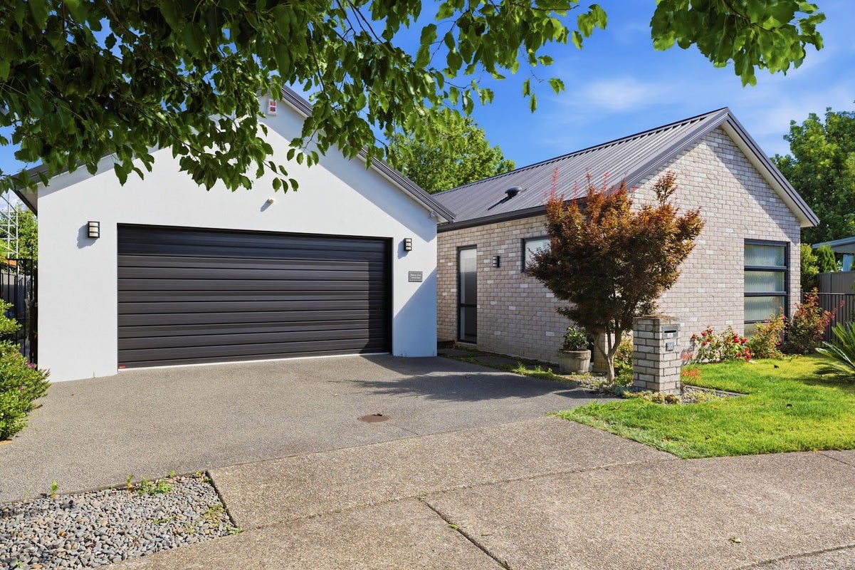 35 Robley Road, Pyes Pa, Tauranga - Carousel 1