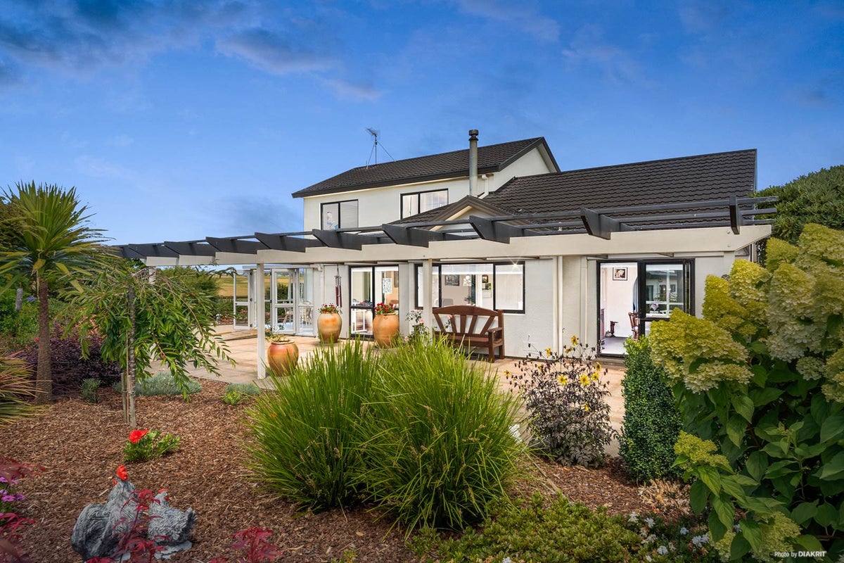 123D Irwin Road, Kingseat, Pukekohe - Carousel 1