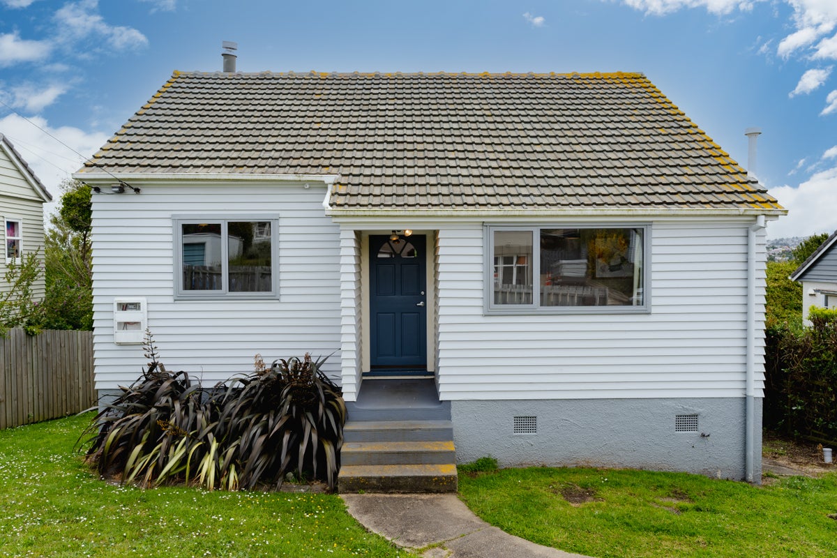 32 Dornoch Street, Kew, Dunedin - Carousel 2