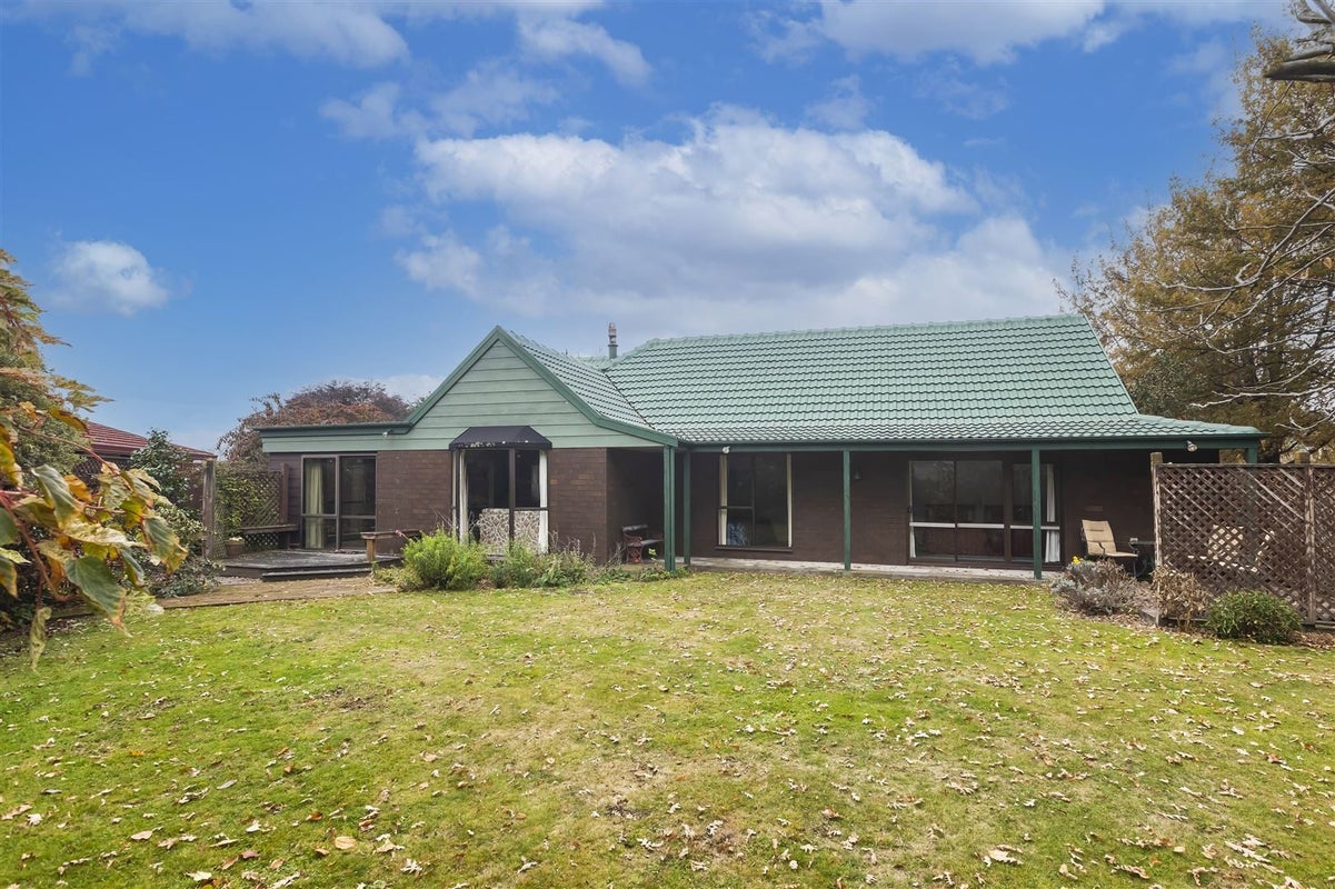 25A Sayers Crescent, Ilam, Christchurch - Carousel 1