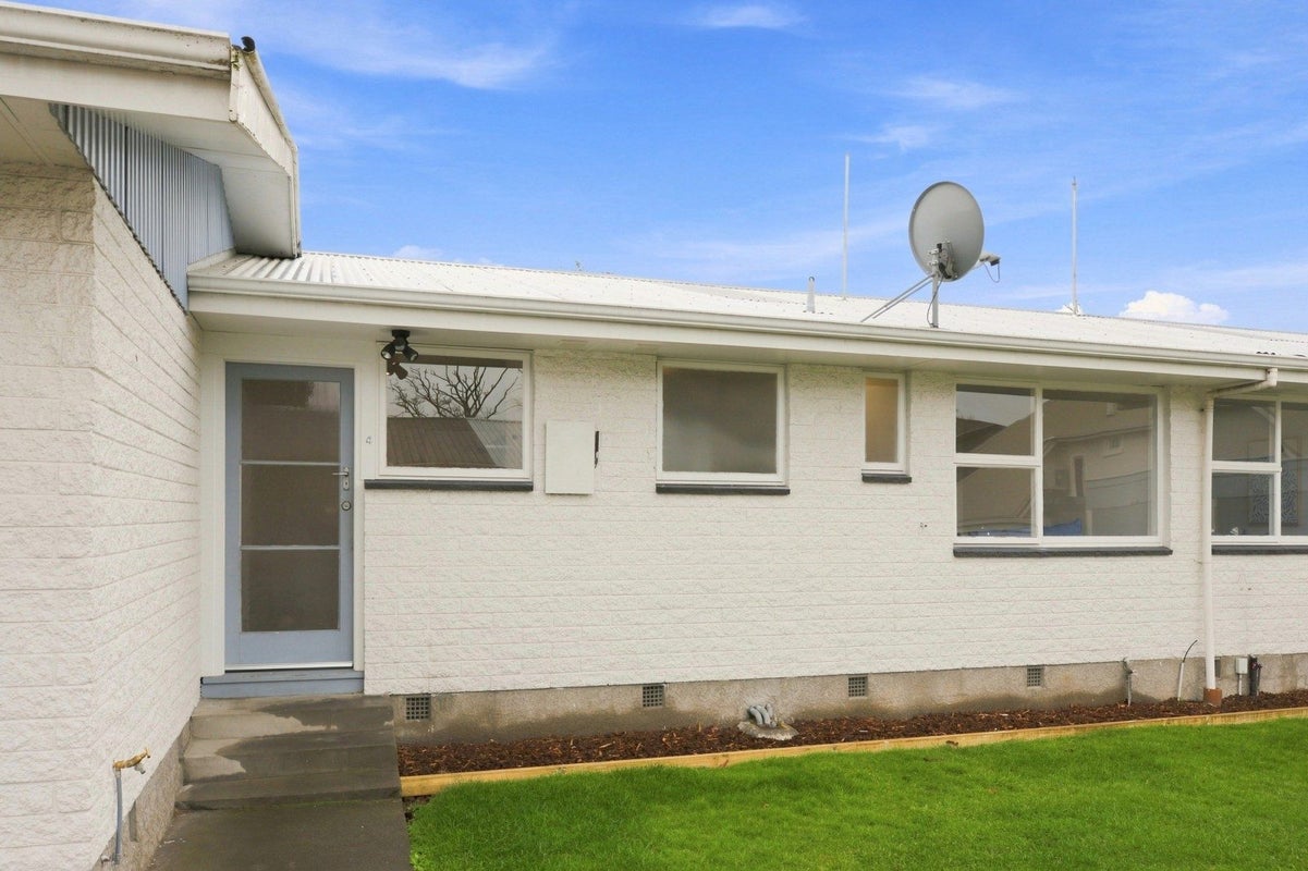 4/339 Hereford Street, Linwood, Christchurch - Carousel 1