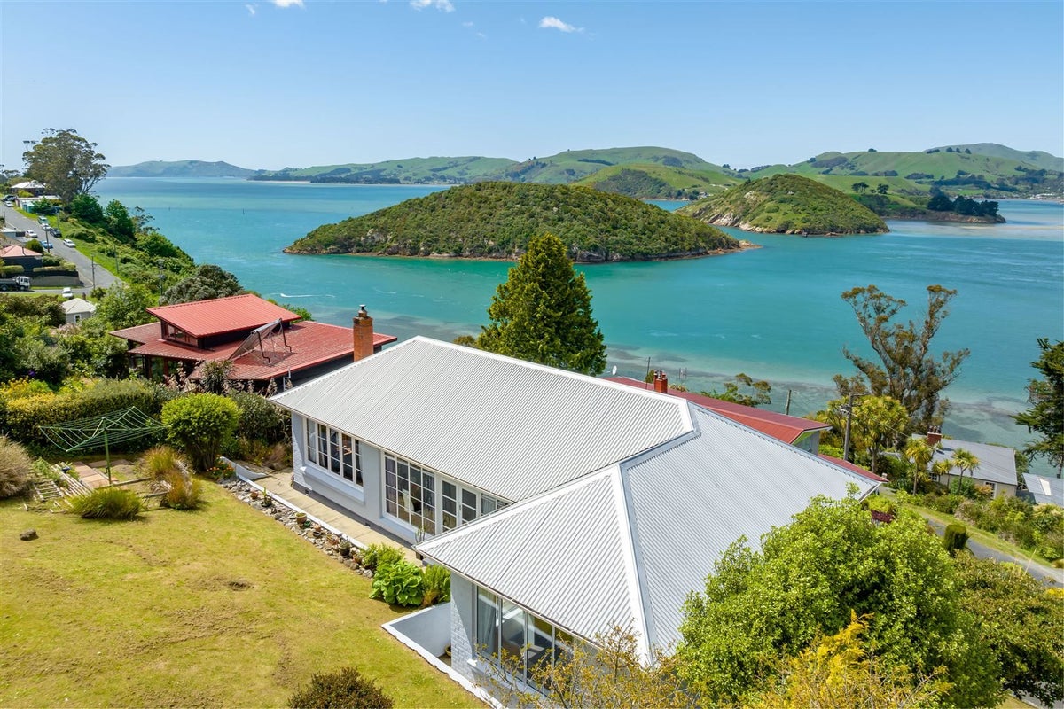 1 Fox Street, Port Chalmers, Dunedin - Carousel 19