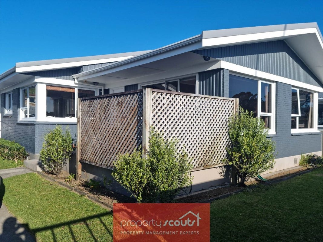 101 South Road, Blagdon, New Plymouth - Carousel 2
